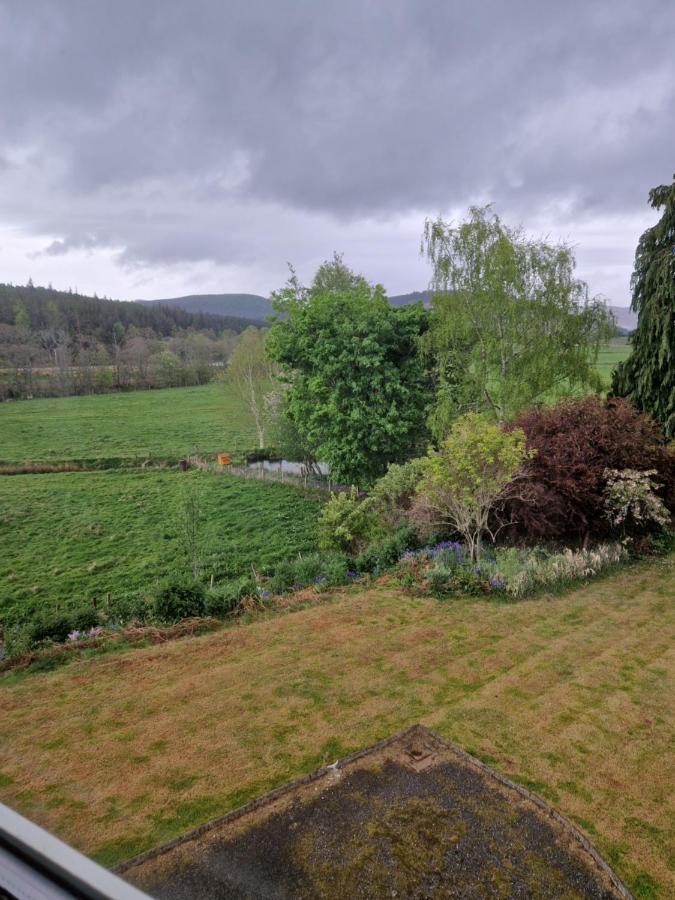 Bed and Breakfast Creag Meggan Ballater Esterno foto